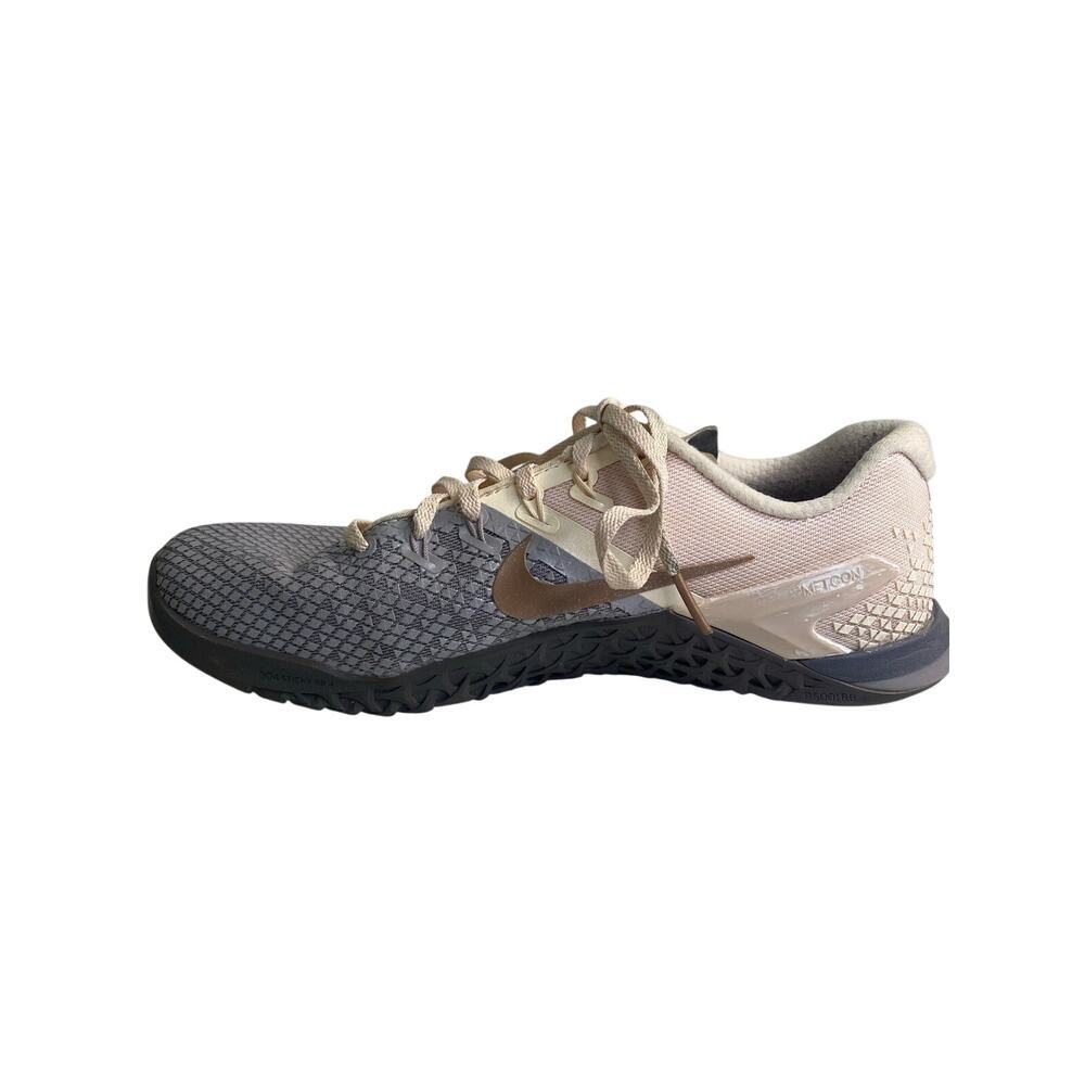 Nike Womens Metcon 4 XD MTLC Atmosphereβ Gray Pink Athletic Shoes AV2252-001 9